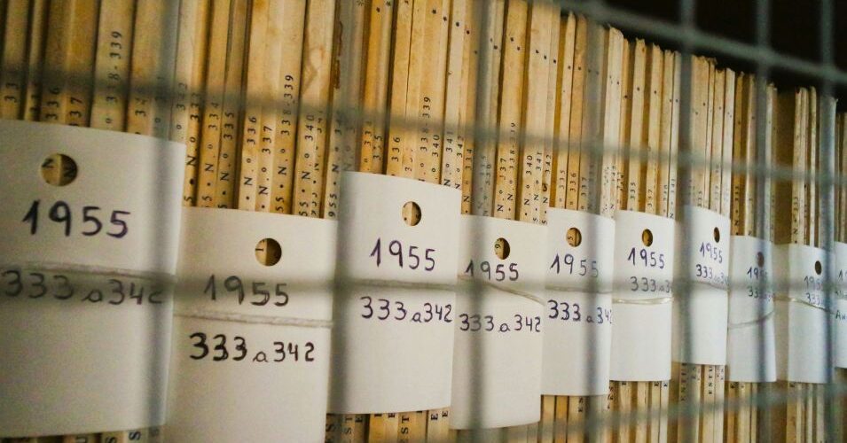 dossier administratif Photo Anna Auza